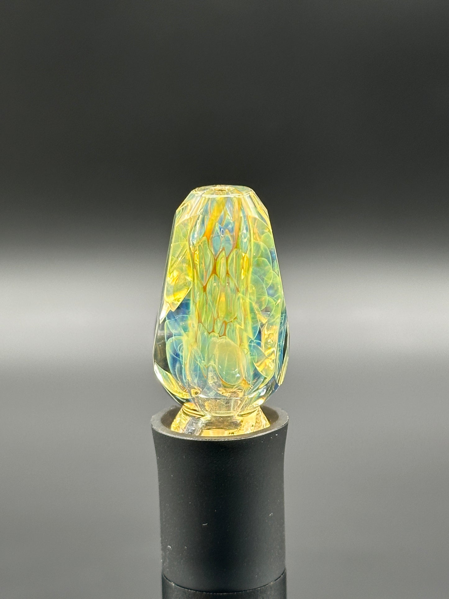 GREEN FOREST GLASS FACETED PIVOT TOP