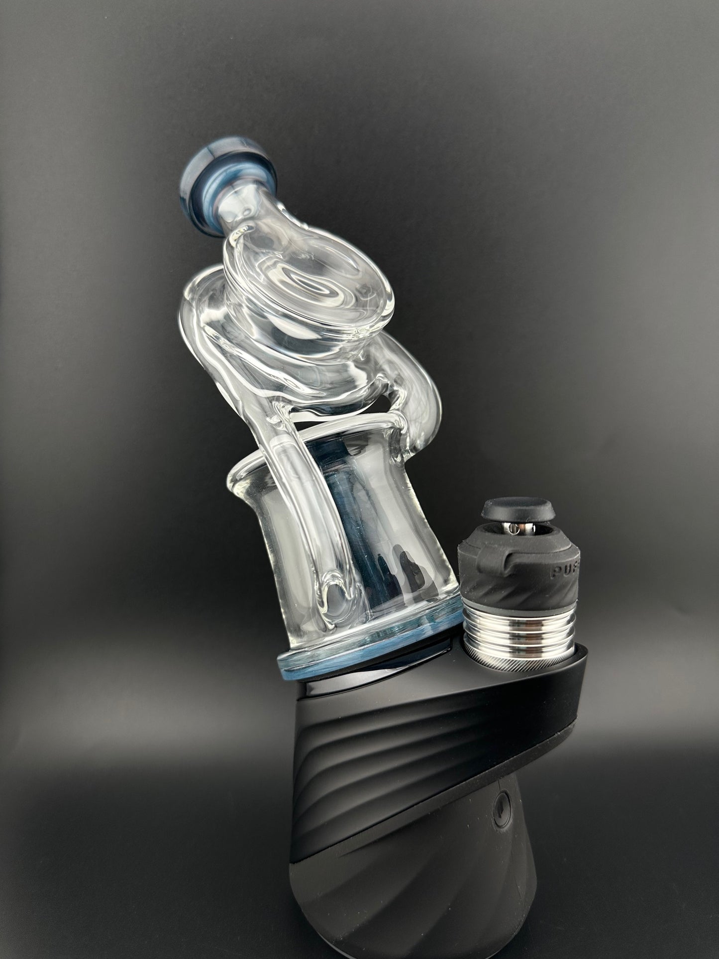 ERY GLASS LEAN BACK RECYCLER PUFFCO TOP