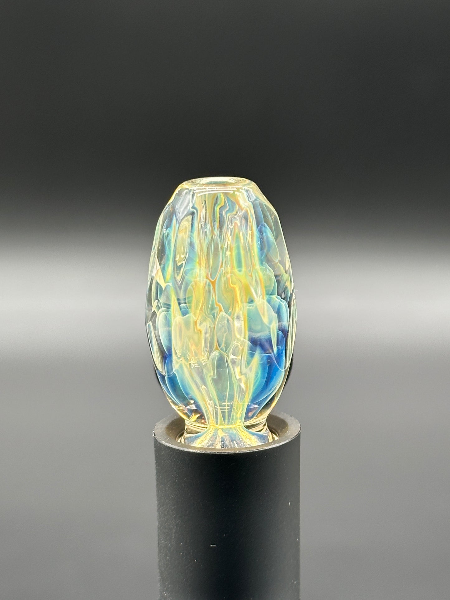 GREEN FOREST GLASS FACETED PIVOT TOP