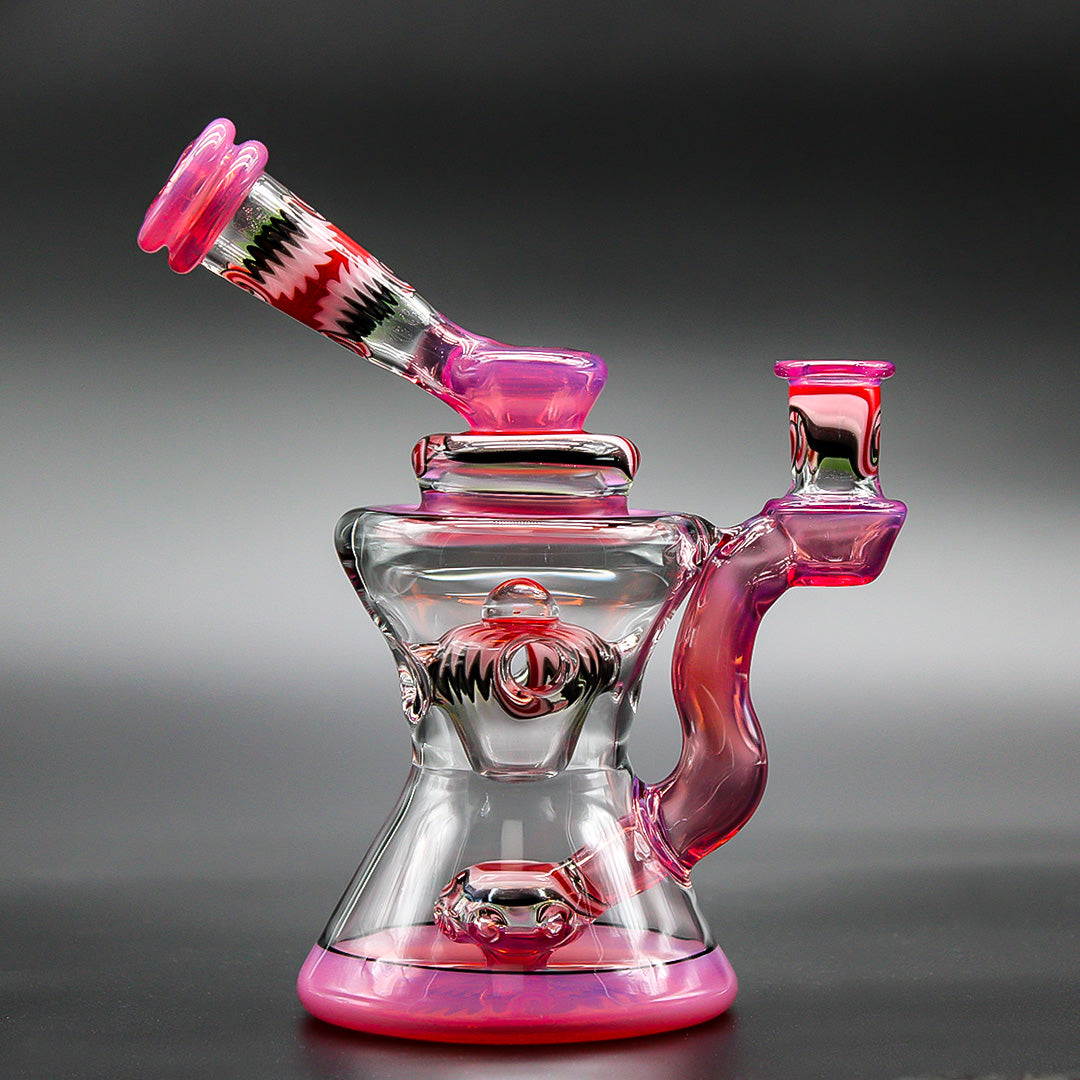 PRIO GLASSWORKS PYLON