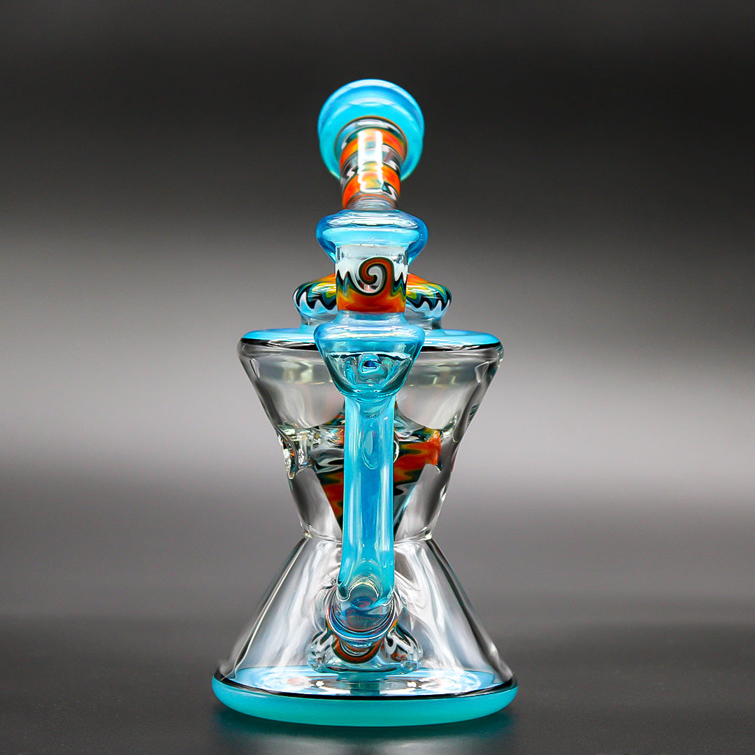 PRIO GLASSWORKS PYLON